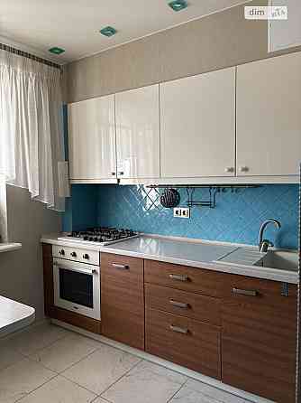 Оренда Квартира 2-кімнатна, 3/9 поверх на Дегтярівська, 10 Kiev