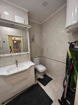 Продаж Квартира 3-кімнатна, 7/16 поверх на Петрицького Анатолія вул., д. 21 Київ