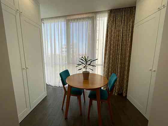 Продаж Квартира 2-кімнатна, 7/12 поверх на Антоновича, 36Д Dnipro