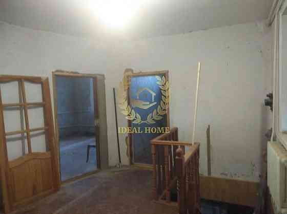 Продається двоповерховий будинок в Бабинцях. 