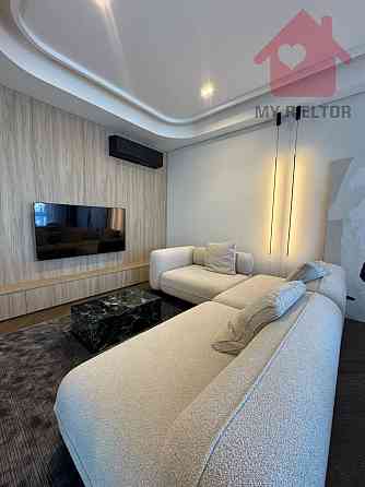 Продаж Квартира 3-кімнатна, 8/9 поверх на Легоцького Ужгород