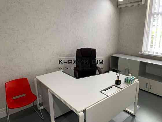 Оренда офісне приміщення на Щорса ул. поверх - 1/17 Kiev