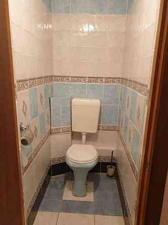 Продаж Квартира 2-кімнатна, 3/3 поверх на Геофізиків, 1 Киев