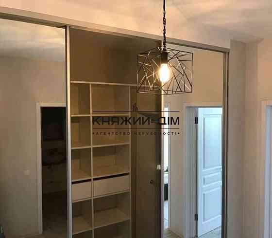 Оренда Квартира 1-кімнатна, 12/25 поверх на Драгоманова ул. Киев