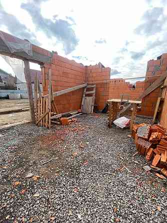 Продається сучасна “американка” в районі Підлипники Uzhhorod