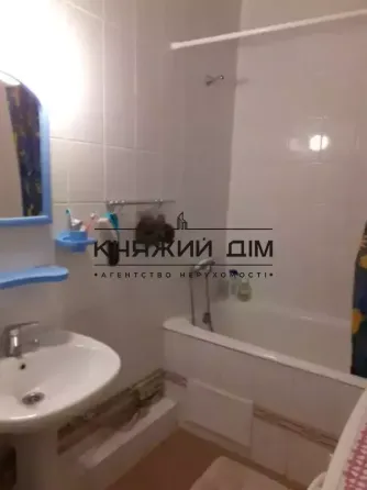 Здається гарна і простора 1 кім.кв. на Ревуцького 42Б. М.Харківська – 3 хв. № 11201134 Київ