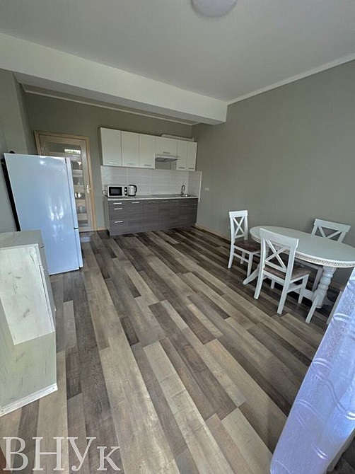 Продаж Квартира 1-кімнатна, 1/3 поверх на Берчені Ужгород - фото 2