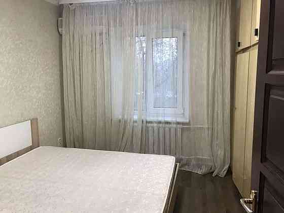 Оренда Квартира 3-кімнатна, 3/15 поверх на Харьковское шоссе Київ