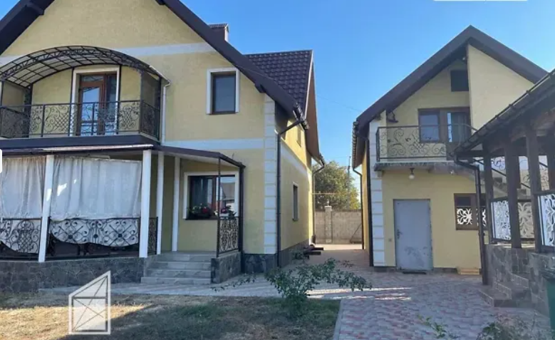 Продам 2-х поверховий та гостьовий будинок з гаражем в с.Фонтанка (5 км від Одеси) Фонтанка - фото 3