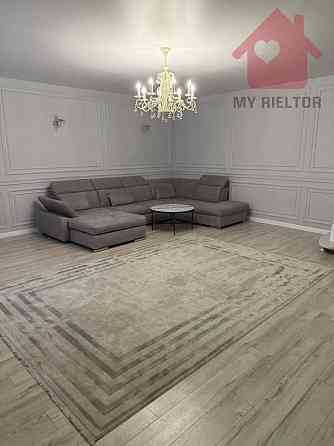 Продаж двох житлових будинків на одній ділянці! 