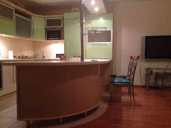 Оренда Квартира 2-кімнатна, 3/24 поверх на ул. Анны Ахматовой, 13д Київ