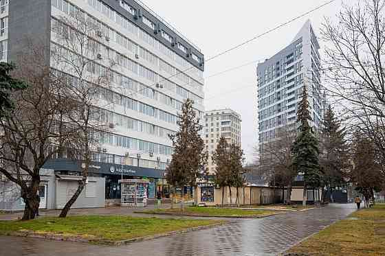 Оренда офісне приміщення на вул. В'ячеслава Чорновола приміщень - 4, поверх - 9/10 Львов