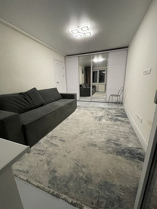 Оренда Квартира 1-кімнатна, 4/5 поверх на Паркова-Сирецька, 6 Київ - фото 1