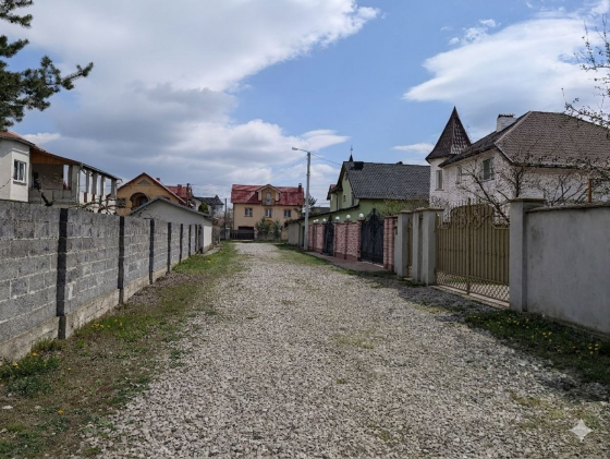 Продаж земельної ділянки 9.48 соток на вул. Челюскінців Ivano-Frankivs'k