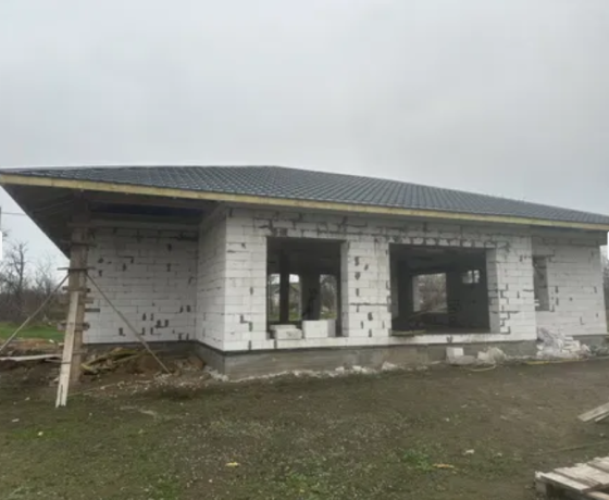 Продам дом на этапе строительства в с.Красноселка (Лиманский р-н, 5 км от Одессы) Krasnosilka