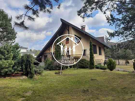 Львівська жемчужина, особняк, що дихає життям! Briukhovychi (Peremyshlianskyi raion)