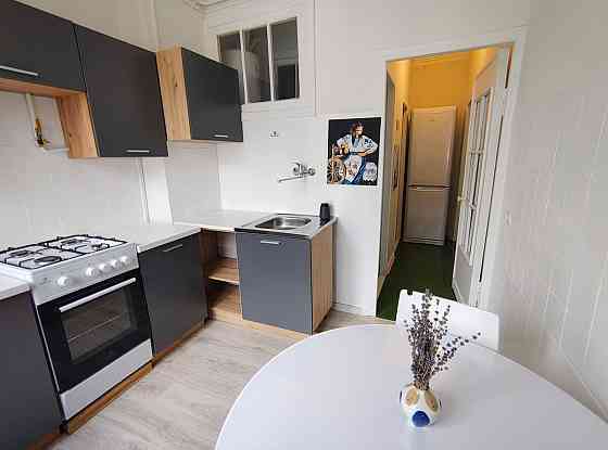 Оренда Квартира 2-кімнатна, 5/6 поверх на Леоніда Первомайського, 4 Киев