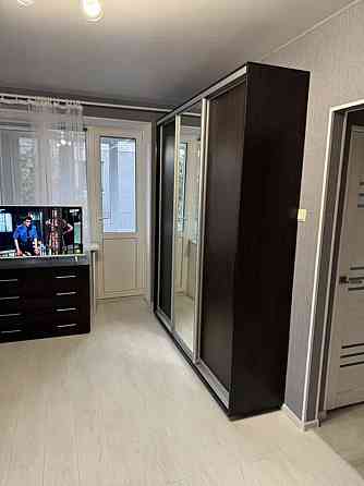 Оренда Квартира 1-кімнатна, 4/5 поверх на Будівельників, 26/8 Київ