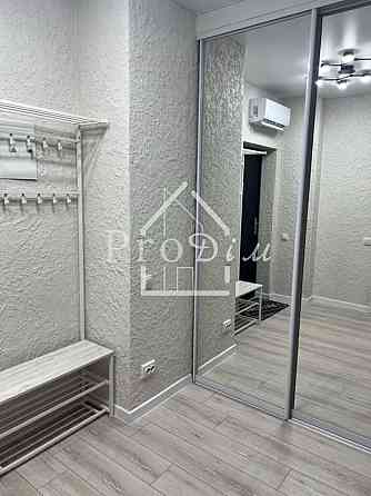 Продаж Квартира 1-кімнатна, 5/25 поверх на Академіка Глушкова вул., 42 Київ