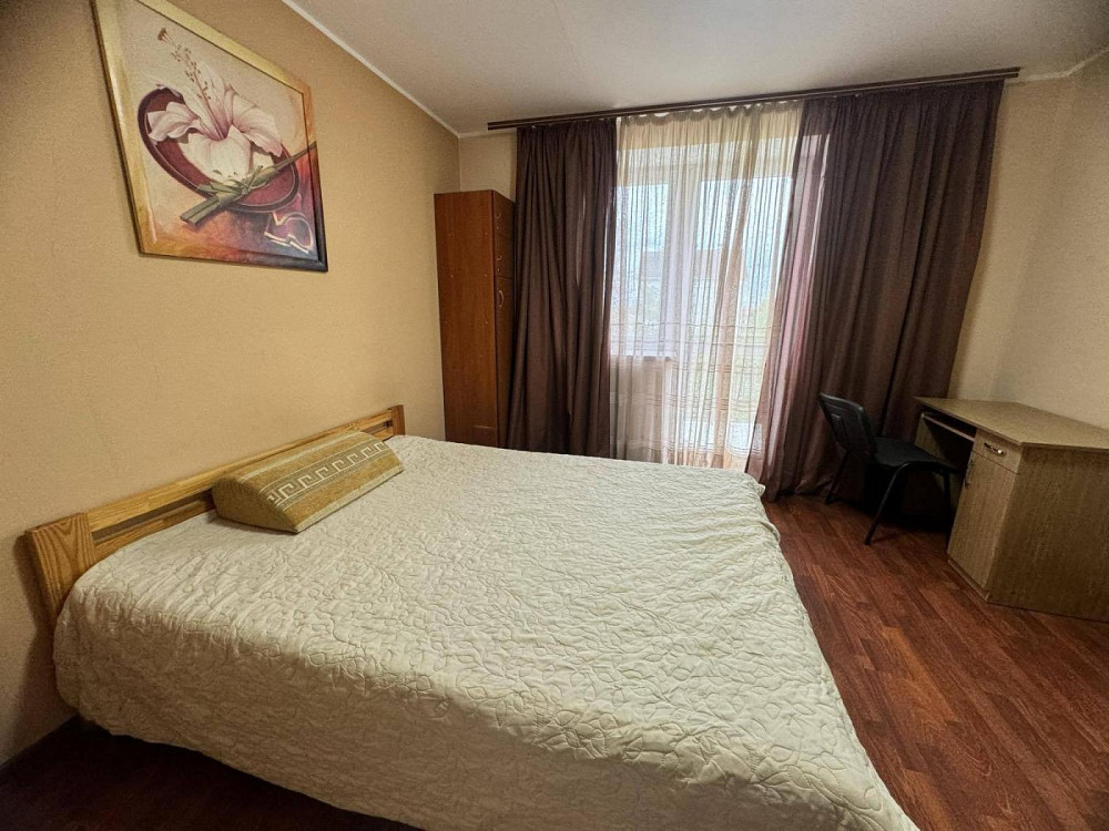 Оренда 2-поверховий  з ділянкою 12 сот 120 кв.м 4 кімн. на Генерала Чупринки вул. Зимна Вода - фото 1