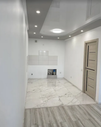 Продаж. Квартири 53 кв. м на просп. Злуки Ternopil'