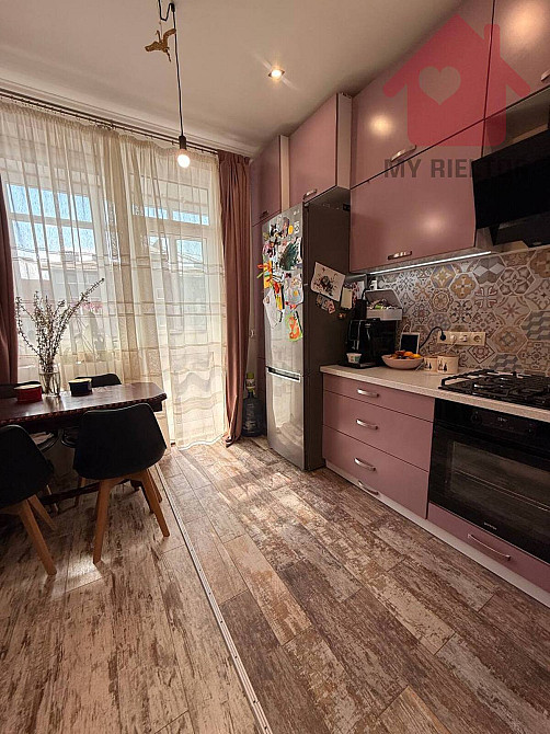 Продаж Квартира 2-кімнатна, 5/6 поверх на Волошина Минай - фото 1