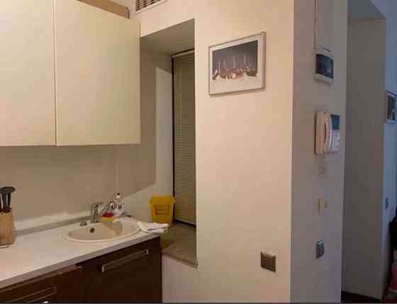 Оренда Квартира 1-кімнатна, 3/4 поверх на пл. Бессарабская Київ