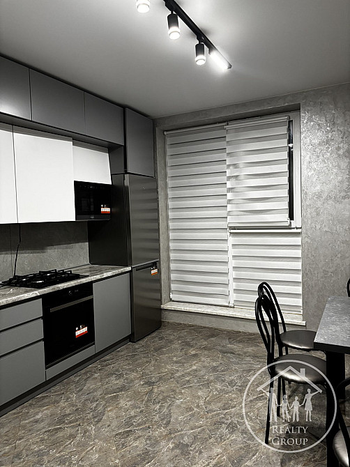 Оренда Квартира 2-кімнатна, 4/14 поверх на Залізнична вул., 9 Львов - изображение 1