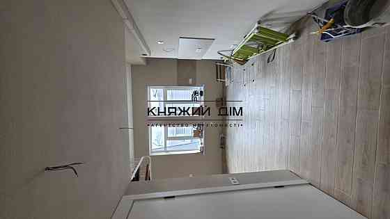 Продаж Квартира 3-кімнатна, 5/5 поверх на Тираспольская ул. Киев