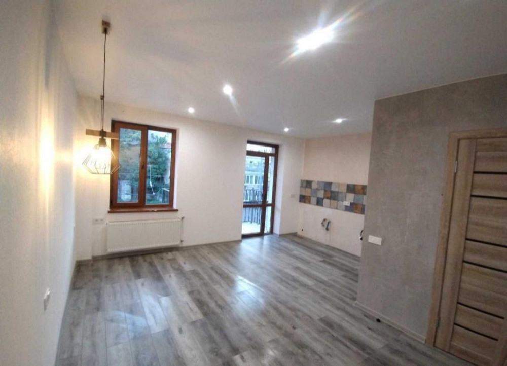 Продається однокімнатна квартира-студія в новому будинку з ремонтом Одеса - фото 1