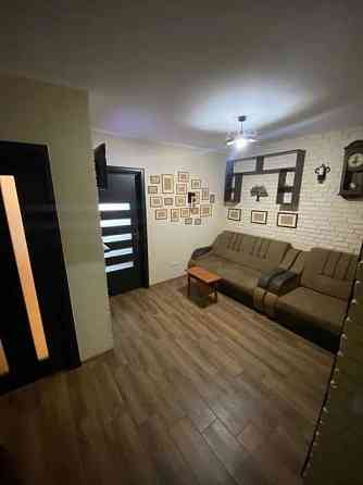 Оренда Квартира 2-кімнатна, 9/27 поверх на ул. Соломии Крушельницкой Київ