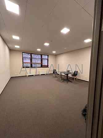 Оренда офісне приміщення на вул. Ярославів Вал приміщень - 4, поверх - 2/6 Київ