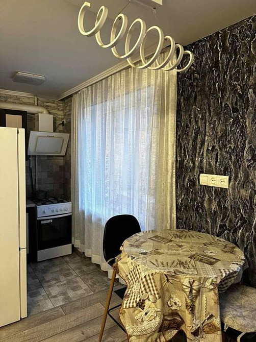 Оренда Квартира 1-кімнатна, 3/9 поверх на Дмитра Луценка, 5 Б Киев - изображение 1