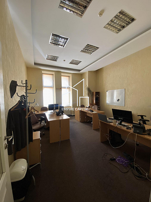 Оренда офісне приміщення на вул. Валова приміщень - 2, поверх - 2/4 Львів - фото 1