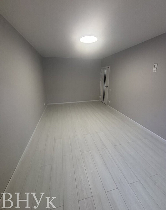 Продаж Квартира 3-кімнатна, 1/5 поверх на Комарова Чернівці - фото 6