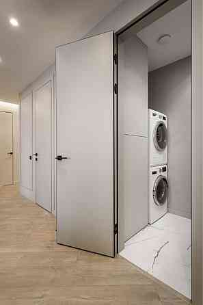 Продаж Квартира 3-кімнатна, 19/26 поверх на Зарічна вул., д. 1-В Киев