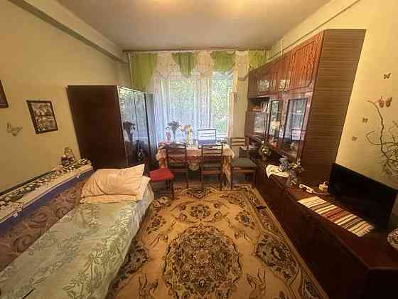 Оренда Квартира 1-кімнатна, 1/9 поверх на Раїси Окіпної, 5 Kiev