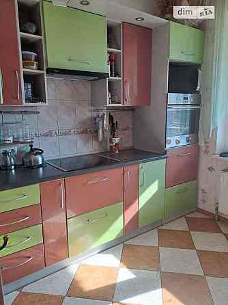 Продаж Квартира 2-кімнатна, 12/17 поверх на Радужный массив вулиця, 8а Одесса