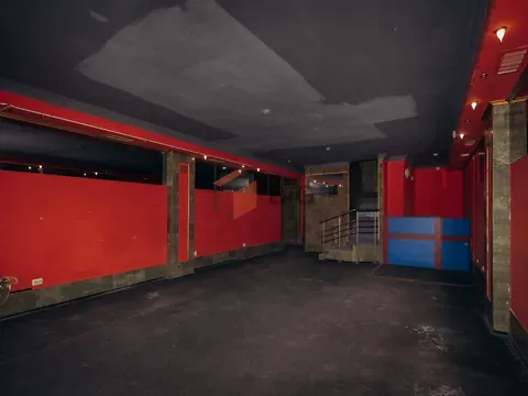 Здається    Чернівці Вокзальна (Гагаріна Юрія) вулиця Чернівці - фото 18