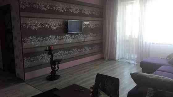 Оренда Квартира 2-кімнатна, 12/32 поверх на ул. Ревуцкого Киев