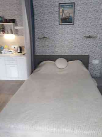 Оренда Квартира 1-кімнатна, 1/5 поверх на Бориспольская ул., 1 Київ