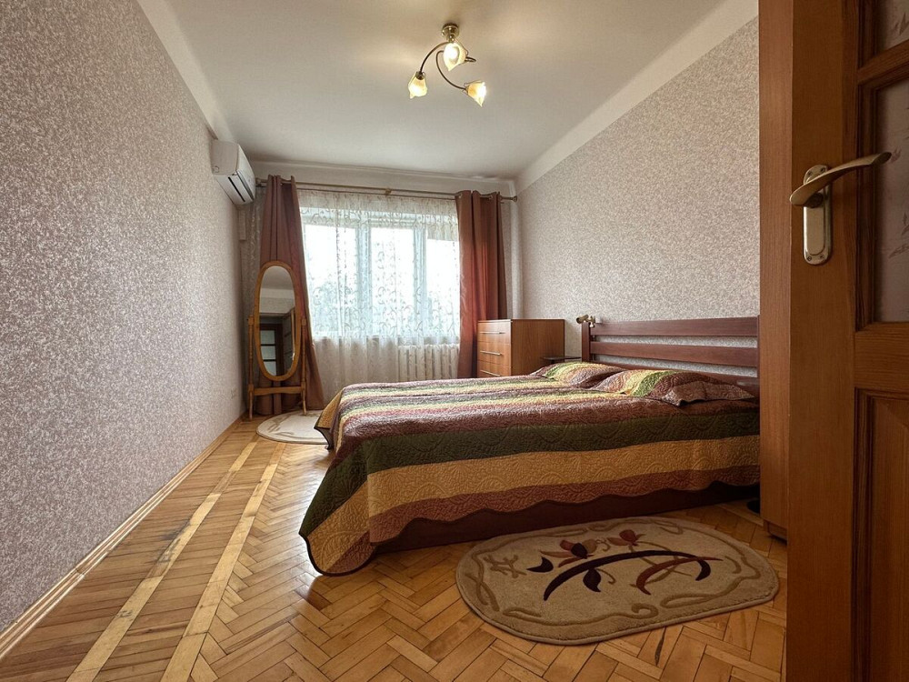 Оренда Квартира 2-кімнатна, 5/5 поверх на Кирило-Мефодіївська, 15 Київ - фото 1