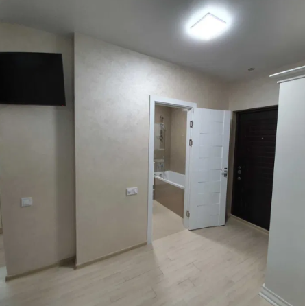 Продам 1-комнатную квартиру с ремонтом в ЖК "54 Жемчужина" Lisky (Kominternivskyi raion)