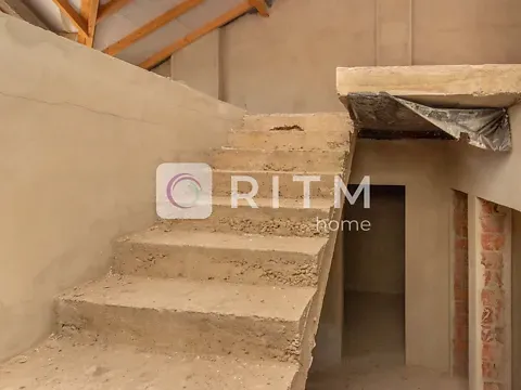 Продаж 2-поверховий   180 кв.м 5 кімн. на Шептицького Андрея Митрополита вулиця Чернівці - фото 12