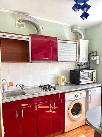 Оренда Квартира 1-кімнатна, 5/5 поверх на Машинобудівна, 36 Киев