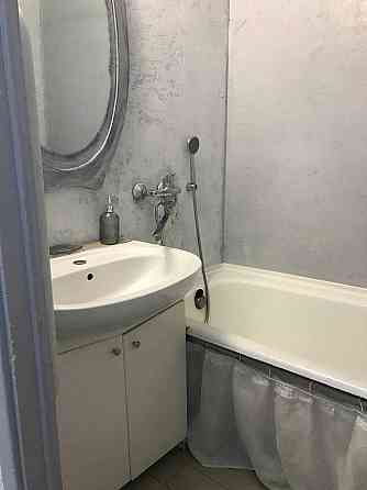 Оренда Квартира 1-кімнатна, 5/9 поверх на Руденко Лариси, 8 Київ