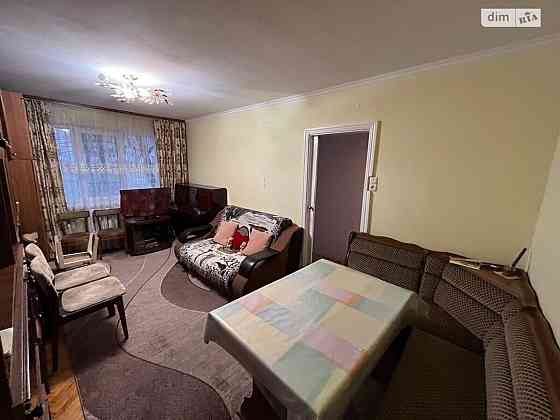 Продаж Квартира 3-кімнатна, 1/5 поверх на Космонавтів Vinnytsya