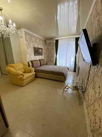 Продаж Квартира 1-кімнатна, 1/5 поверх на Таирова, 6/3 Одеса