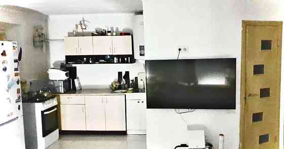 Оренда Квартира 2-кімнатна, 1/5 поверх на ул. Виктора Ярмолы Київ