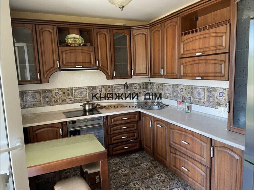 Продаж 4-х кімнатної квартири в ЖК Чайки. № 21144474 Чайки (Богуславський район) - фото 1